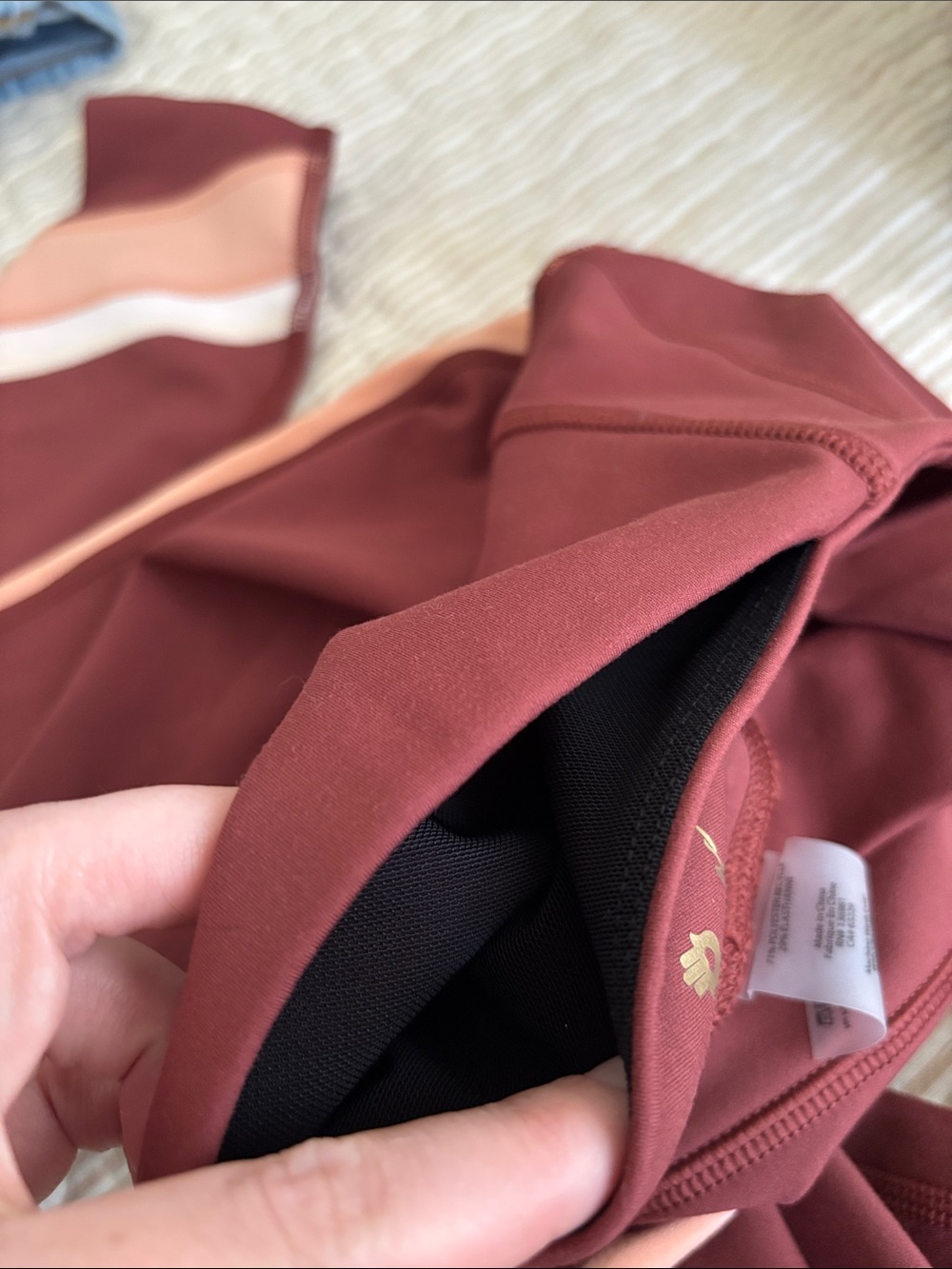 NWOT Spiritual Gangster - Velo Dream Tech Leggings in washed burgundy SZ Small - Picture 10 of 10